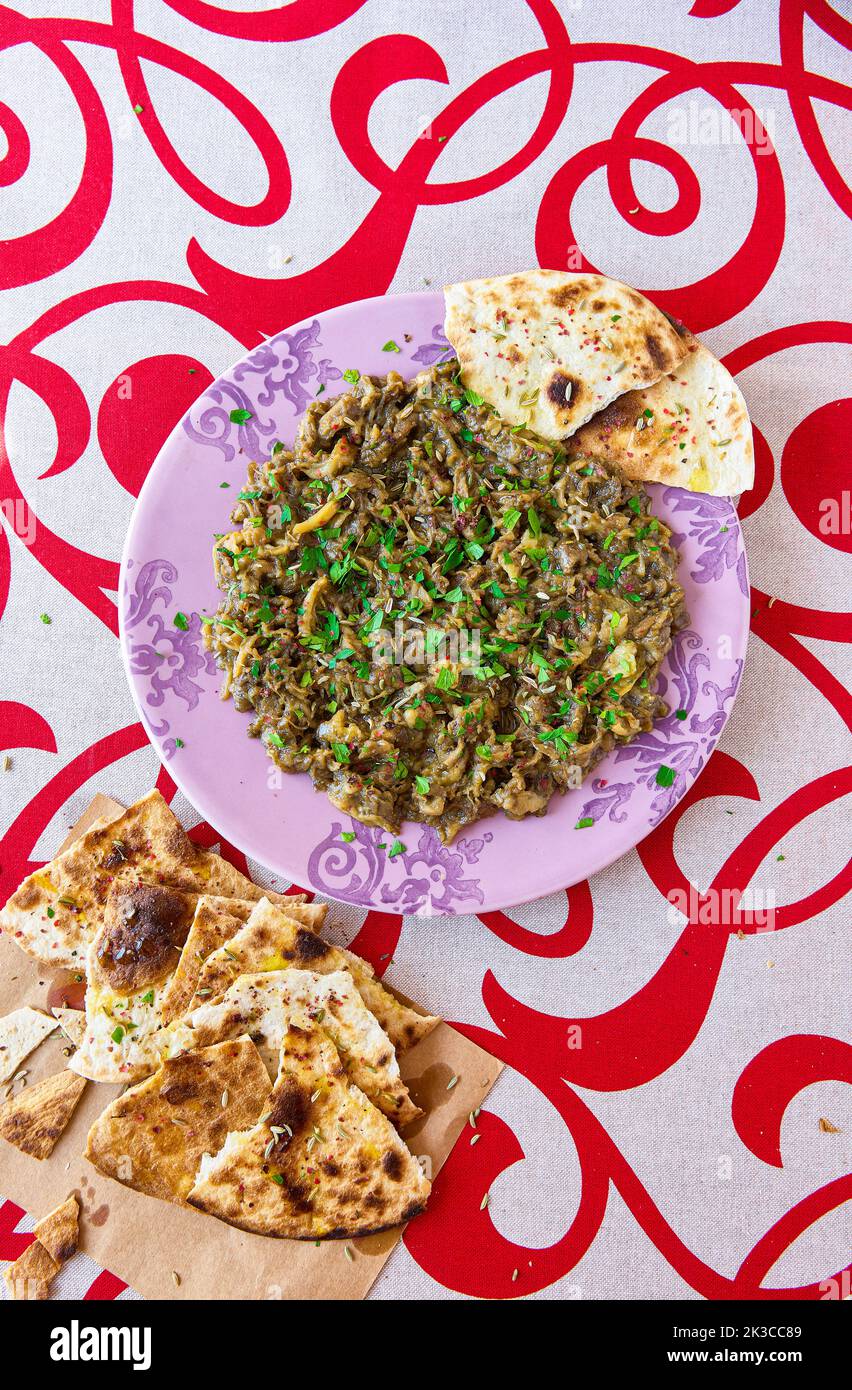 Baba Ghanouj served with homemade flatbreads for dunking Stock Photo Alamy