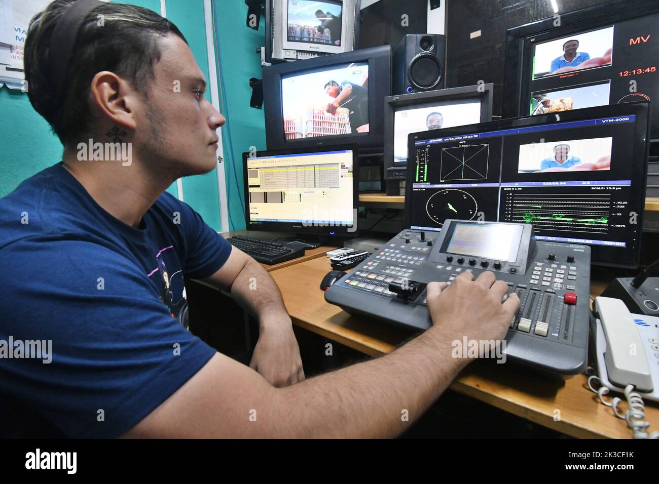 Havana, Cuba. 22nd Sep, 2022. A technician of Cuba's Multivision TV
