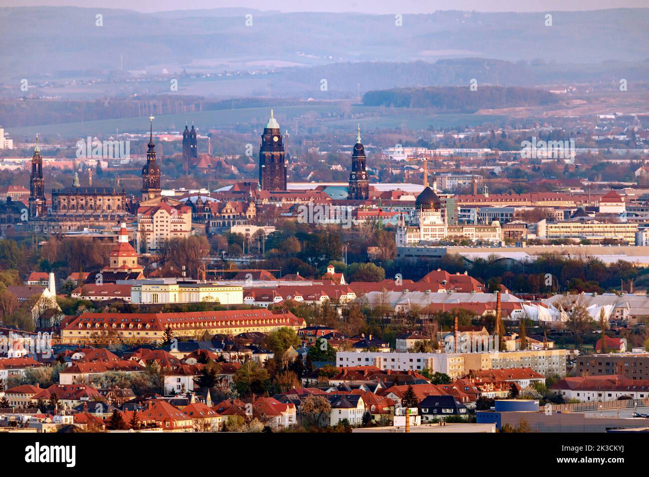 Blick in das Elbtal auf die Landeshauptstadt Dresden Stock Photo