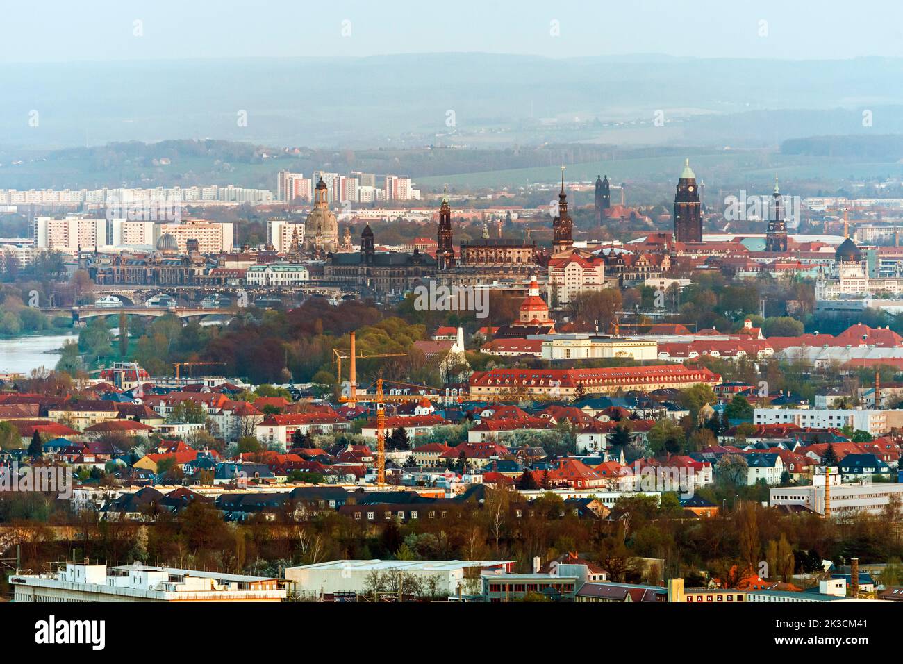 Blick in das Elbtal auf die Landeshauptstadt Dresden Stock Photo