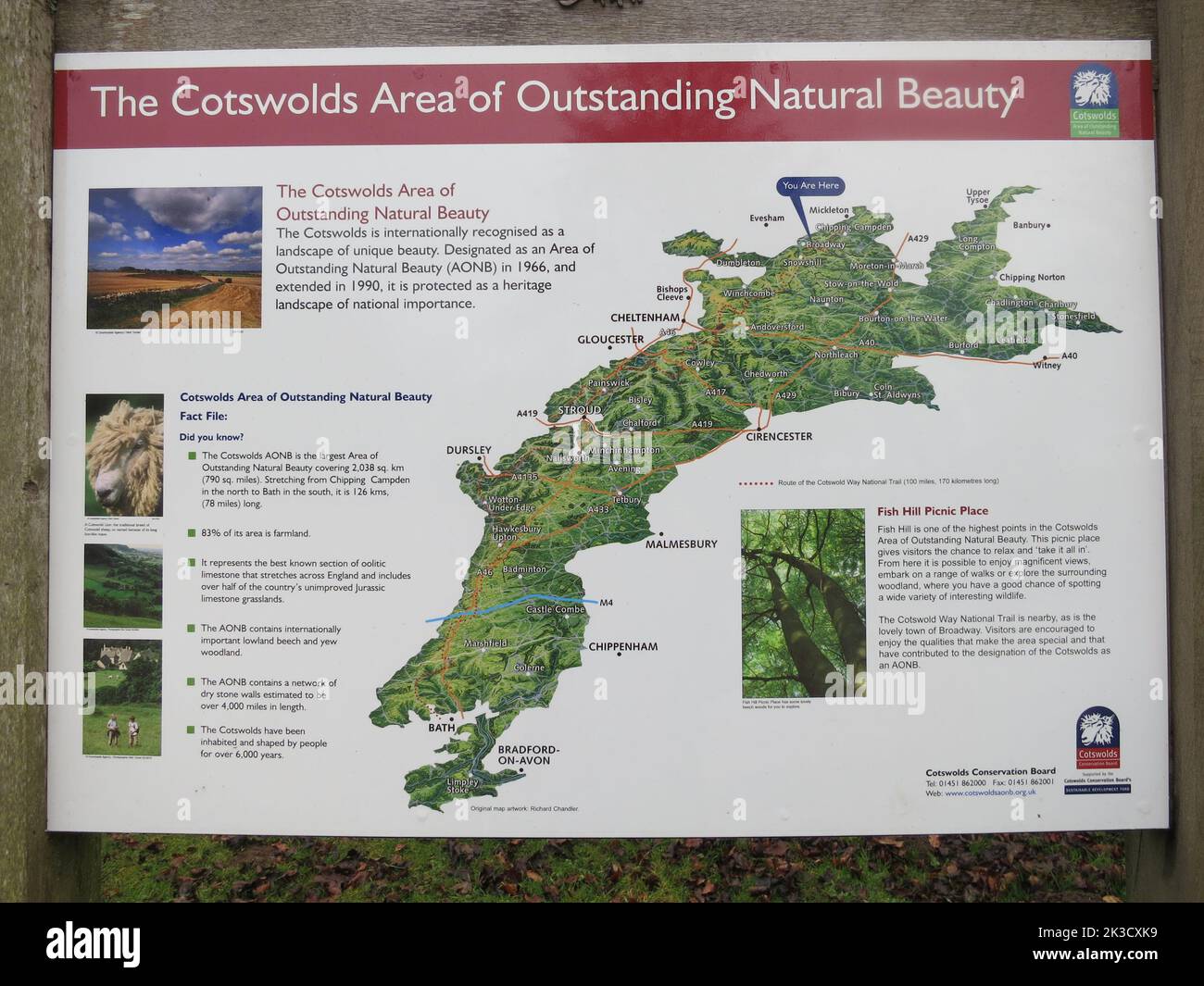 Cotswold Way long distance footpath National Trail. The Cotswolds AONB ...