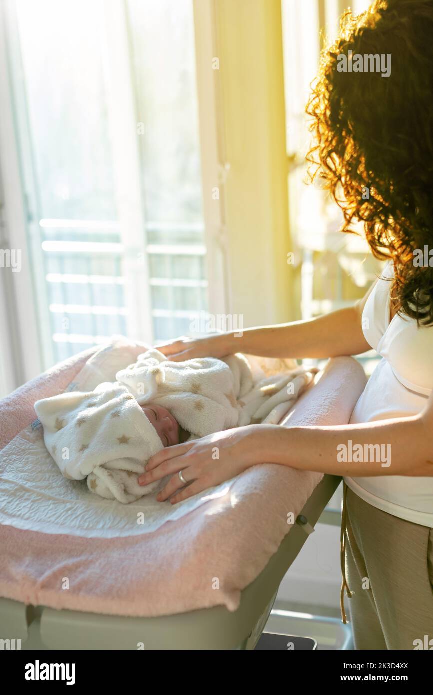 Daily routine family hires stock photography and images Alamy