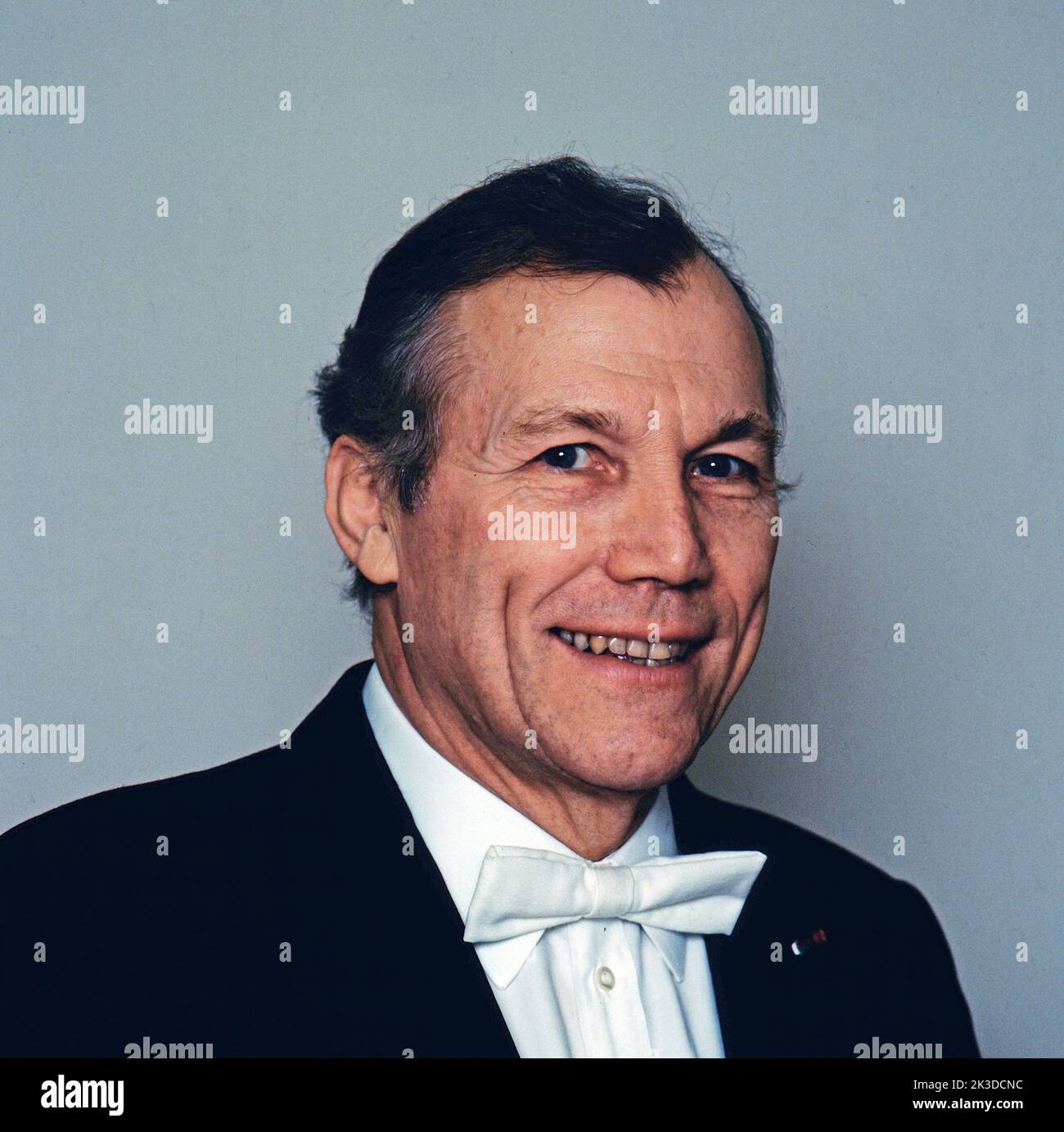 Prêtre, französischer Dirigent, Porträt, circa 1986. Prêtre, French conductor Prêtre, französischer Dirigent, Porträt, circa 1986. Prêtre, French conductor