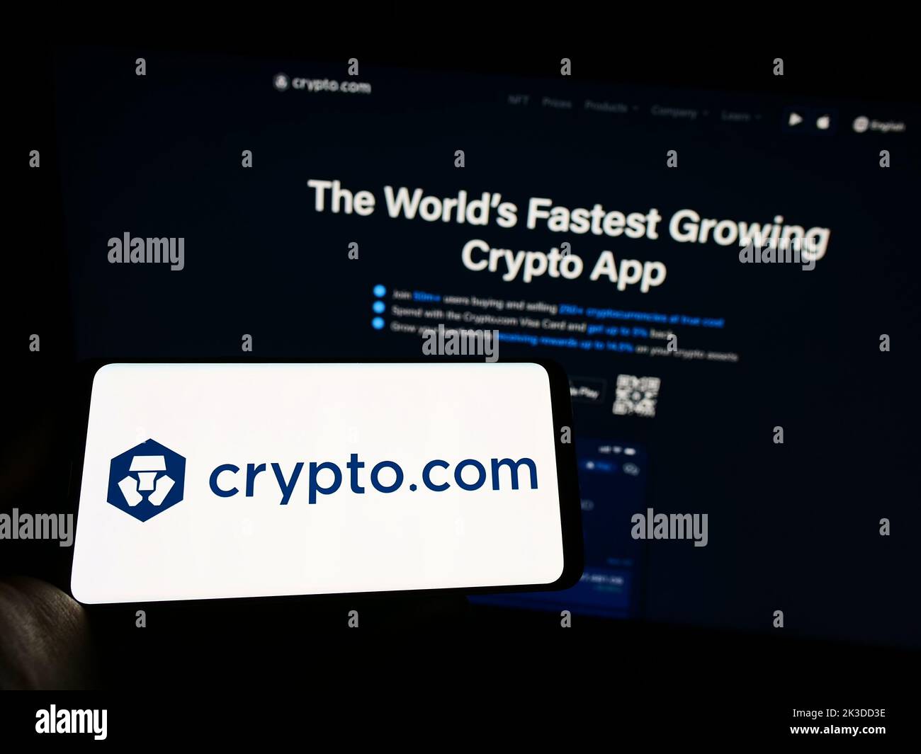 Crypto.com logo hi-res stock photography and images - Alamy