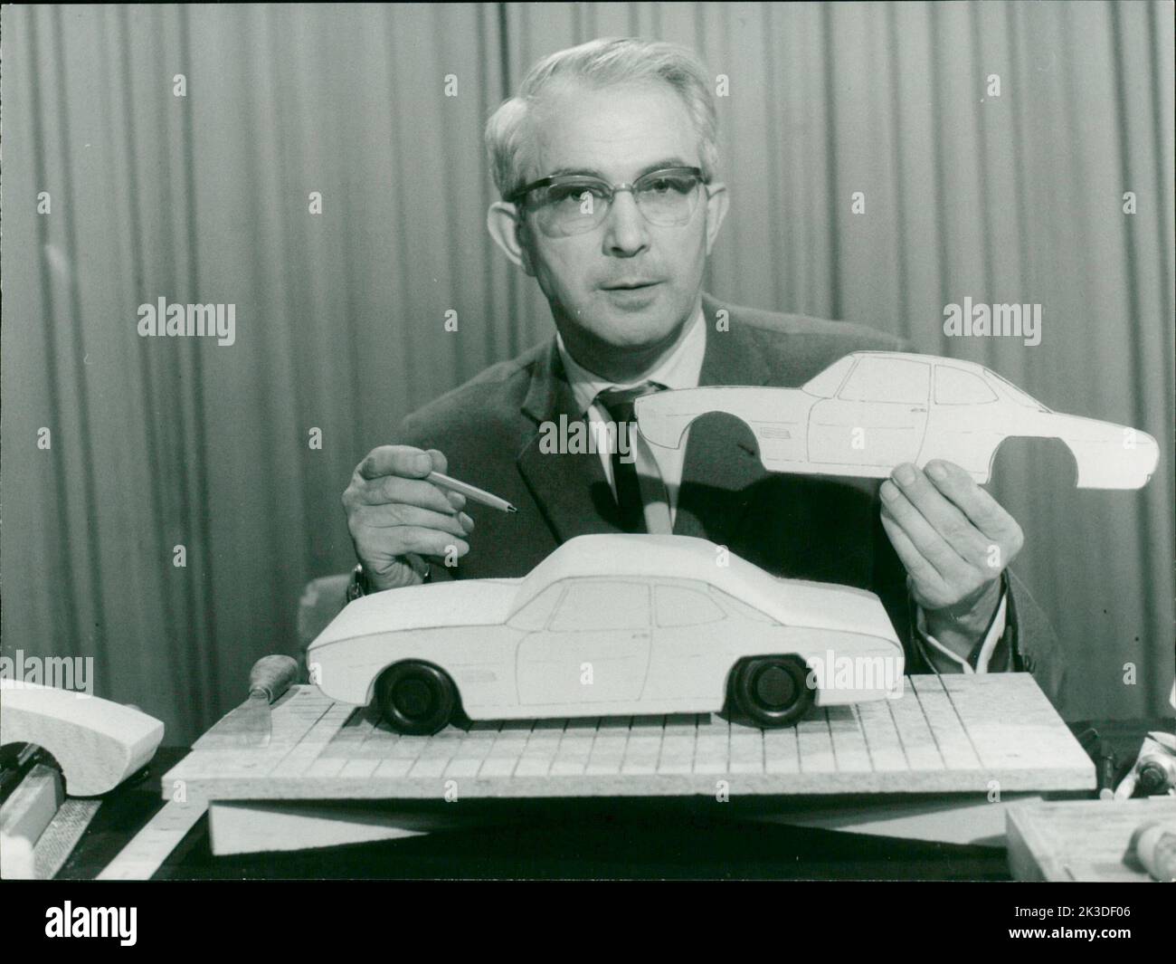 Wagen aus kunststoff hi-res stock photography and images - Alamy