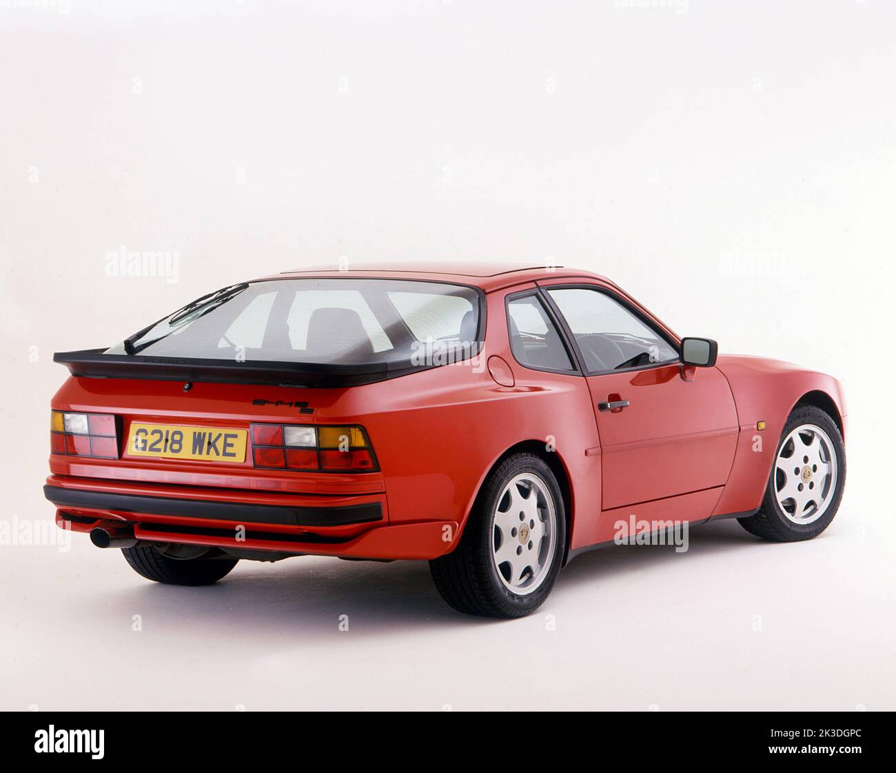 Porsche 944 Hi Res Stock Photography And Images Page 2 Alamy