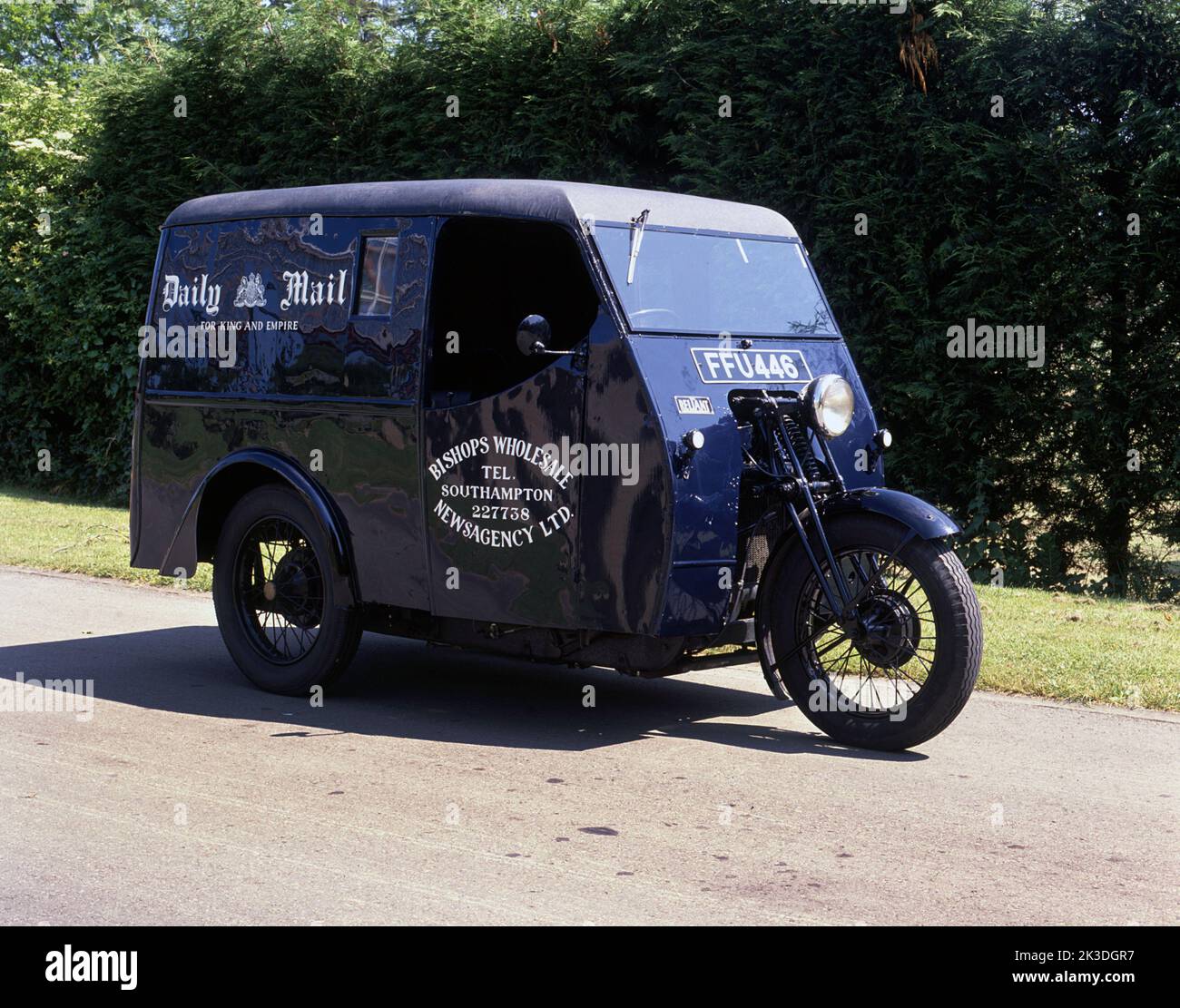 1940s delivery van hi-res stock photography and images - Alamy