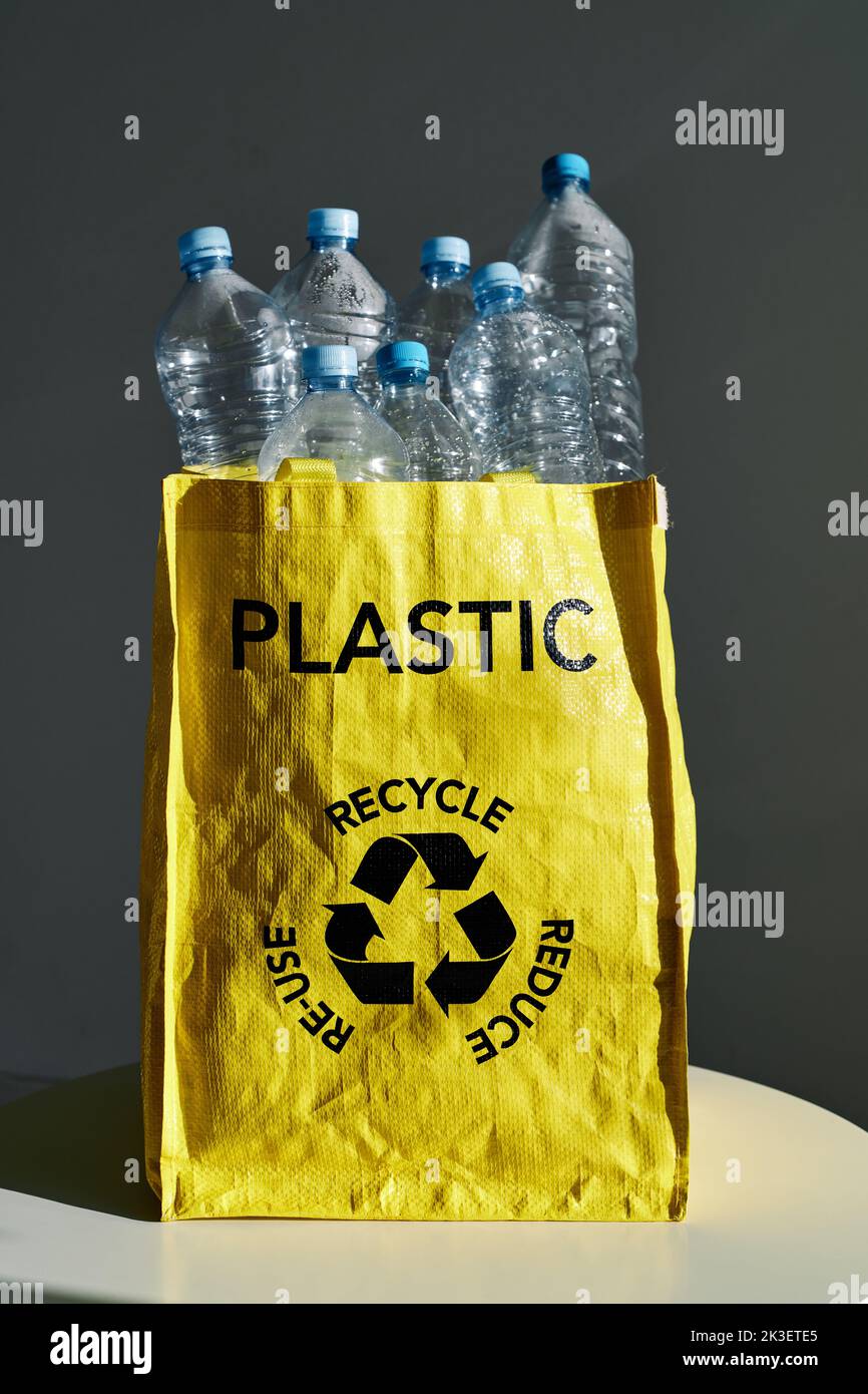 Recycle symbol plastic bag hires stock photography and images Alamy