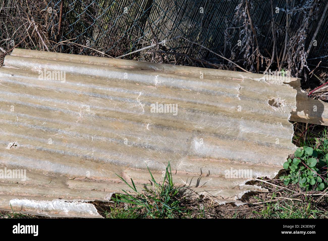 Plastic corrugated board broken in nature Stock Photo Alamy