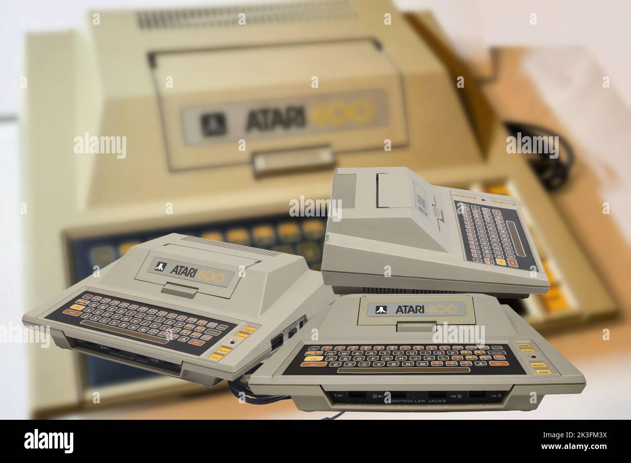 The Atari 400, produced by Atari in 1979, was a hybrid between a home computer and a console Stock Photo