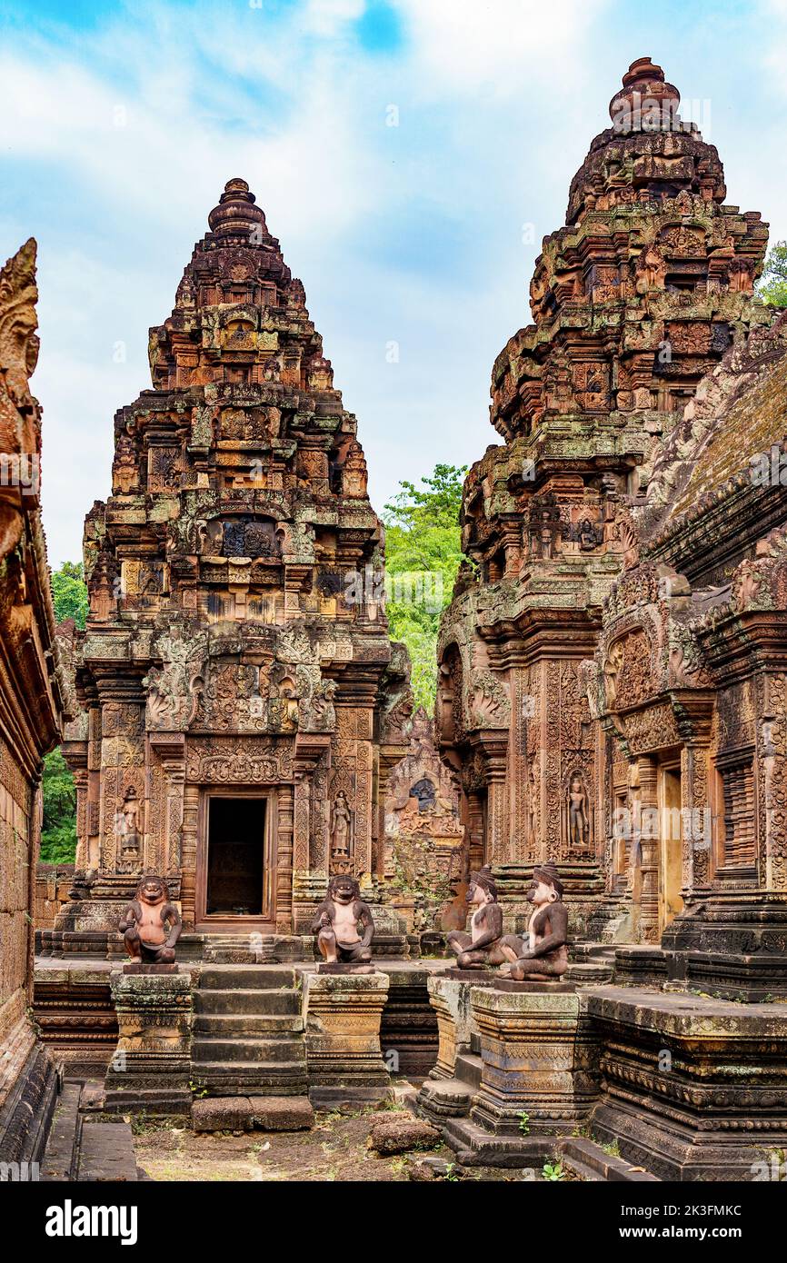 Cambodia. Siem Reap Province. The archaeological park of Angkor. Banteay Srei. 10th century Hindu temple dedicated to Shiva Stock Photo