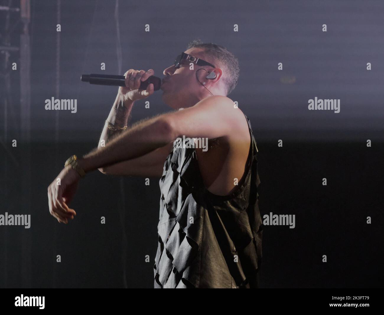 Verona, Italy. 25th Sep, 2022. Marracash during Marracash 'IN PERSONA TOUR', Italian singer Music Concert in Verona, Italy, September 25 2022 Credit: Independent Photo Agency/Alamy Live News Stock Photo