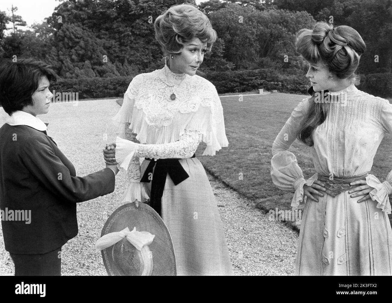 Dominic Guard, Margaret Leighton, Julie Christie, on-set of the British Film, 'The Go-Between', Anglo-EMI Film Distributors, Columbia Pictures, 1971 Stock Photo