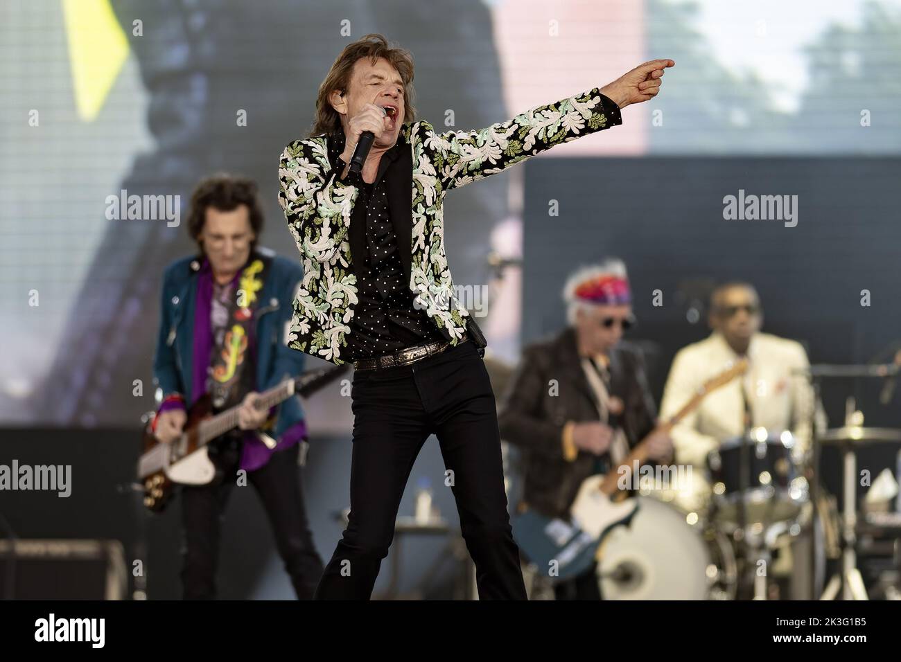 LONDON, ENGLAND: The Rolling Stones perform on the Great Oak Stage at the British Summer Time Festival in Hyde Park. Featuring: Ronnie Wood, Mick Jagger, Keith Richards, Steve Jordan Where: London, United Kingdom When: 25 Jun 2022 Credit: Neil Lupin/WENN Stock Photo