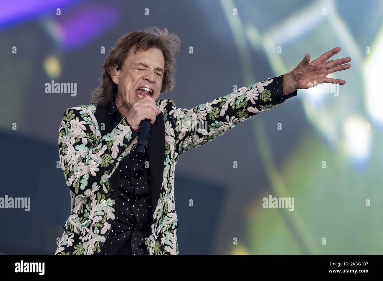 LONDON, ENGLAND: The Rolling Stones perform on the Great Oak Stage at the British Summer Time Festival in Hyde Park. Featuring: Mick Jagger Where: London, United Kingdom When: 25 Jun 2022 Credit: Neil Lupin/WENN Stock Photo