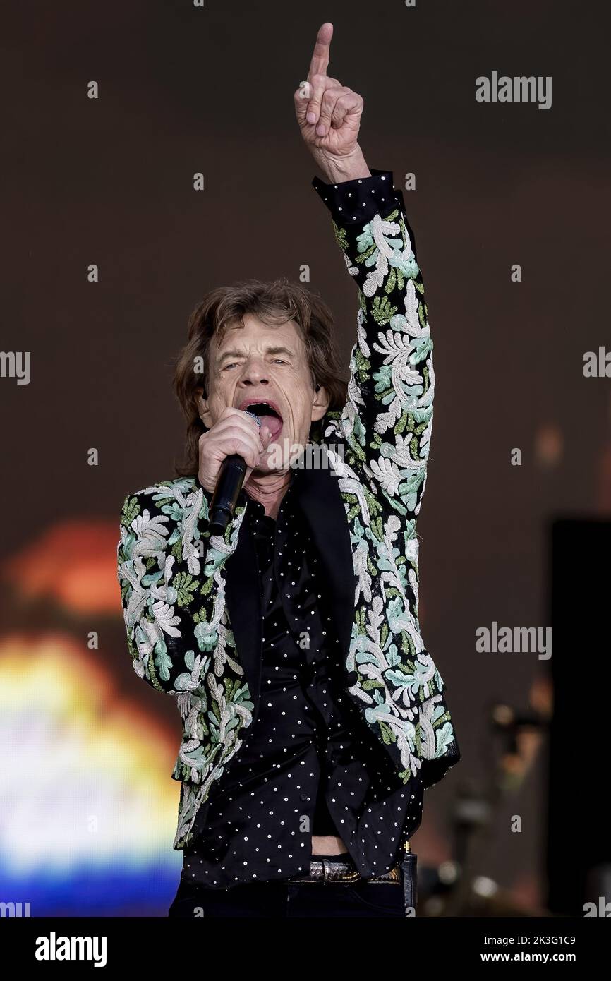 LONDON, ENGLAND: The Rolling Stones perform on the Great Oak Stage at the British Summer Time Festival in Hyde Park. Featuring: Mick Jagger Where: London, United Kingdom When: 25 Jun 2022 Credit: Neil Lupin/WENN Stock Photo