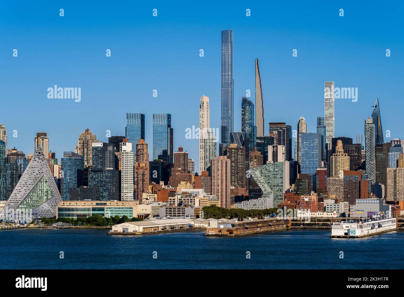 Midtown Manhattan skyline, New York, USA Stock Photo