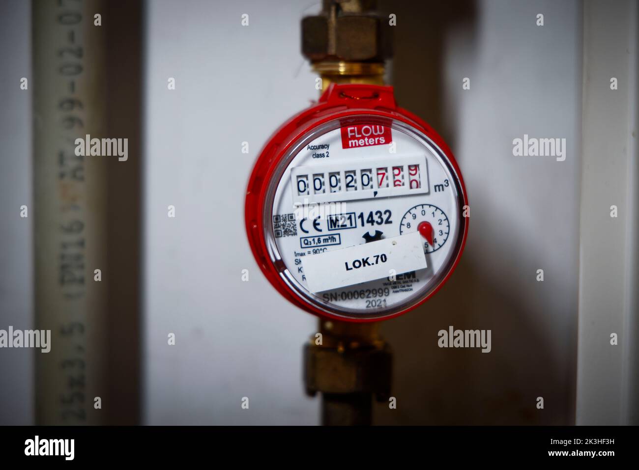Warsaw, Poland. 27th Sep, 2022. A gas meter is seen in Warsaw, Poland on 27 September, 2022. Gas