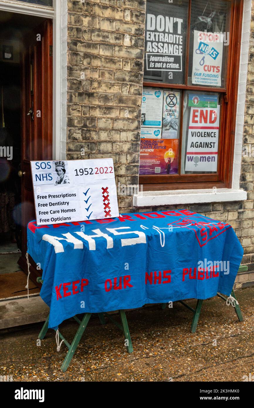 One house has a display in support of theNHS at the Gwydir St street party for the Queen's Platinum Jubilee. Stock Photo