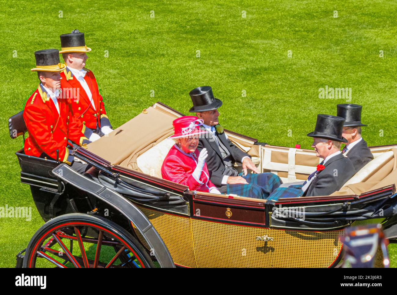 Royal family ascot hi-res stock photography and images - Alamy