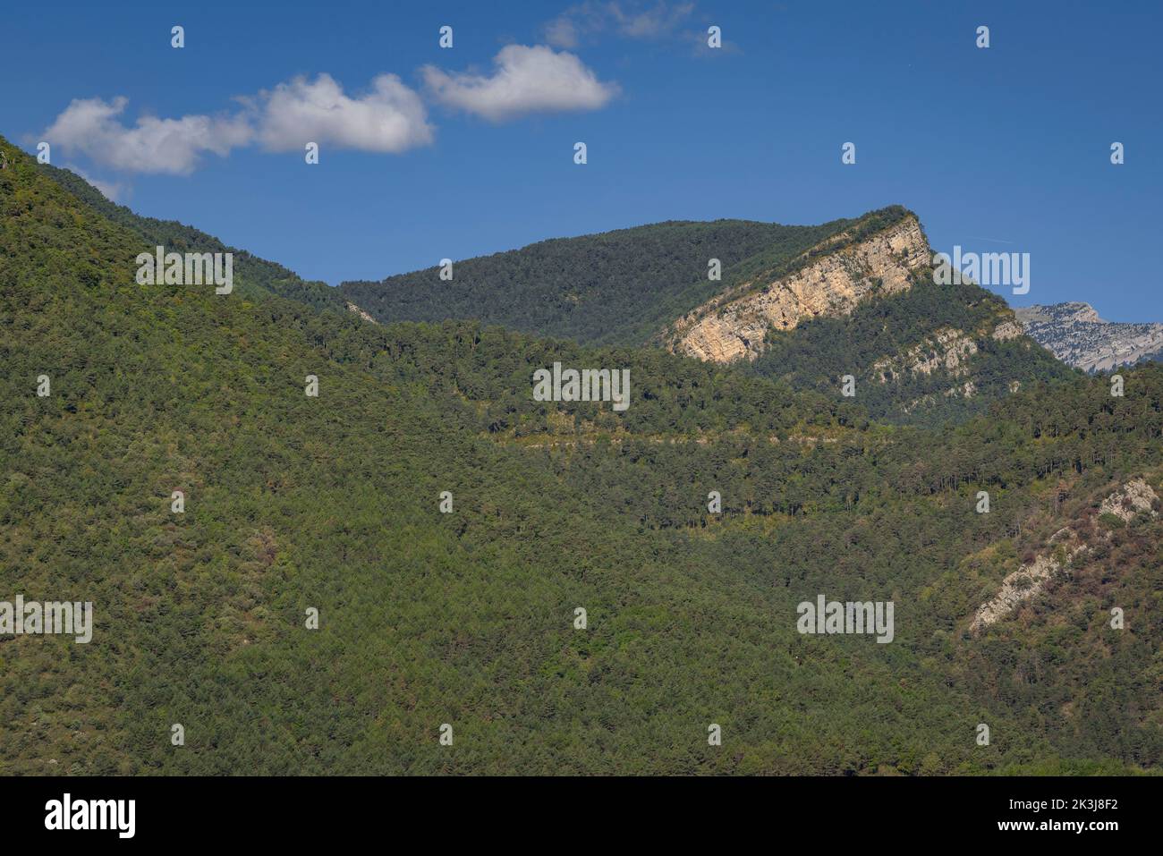 Gisclareny mountain range seen from the Serradet viewpoint, near Sant Julià de Cerdanyola (Berguedà, Catalonia, Spain, Pyrenees) Stock Photo