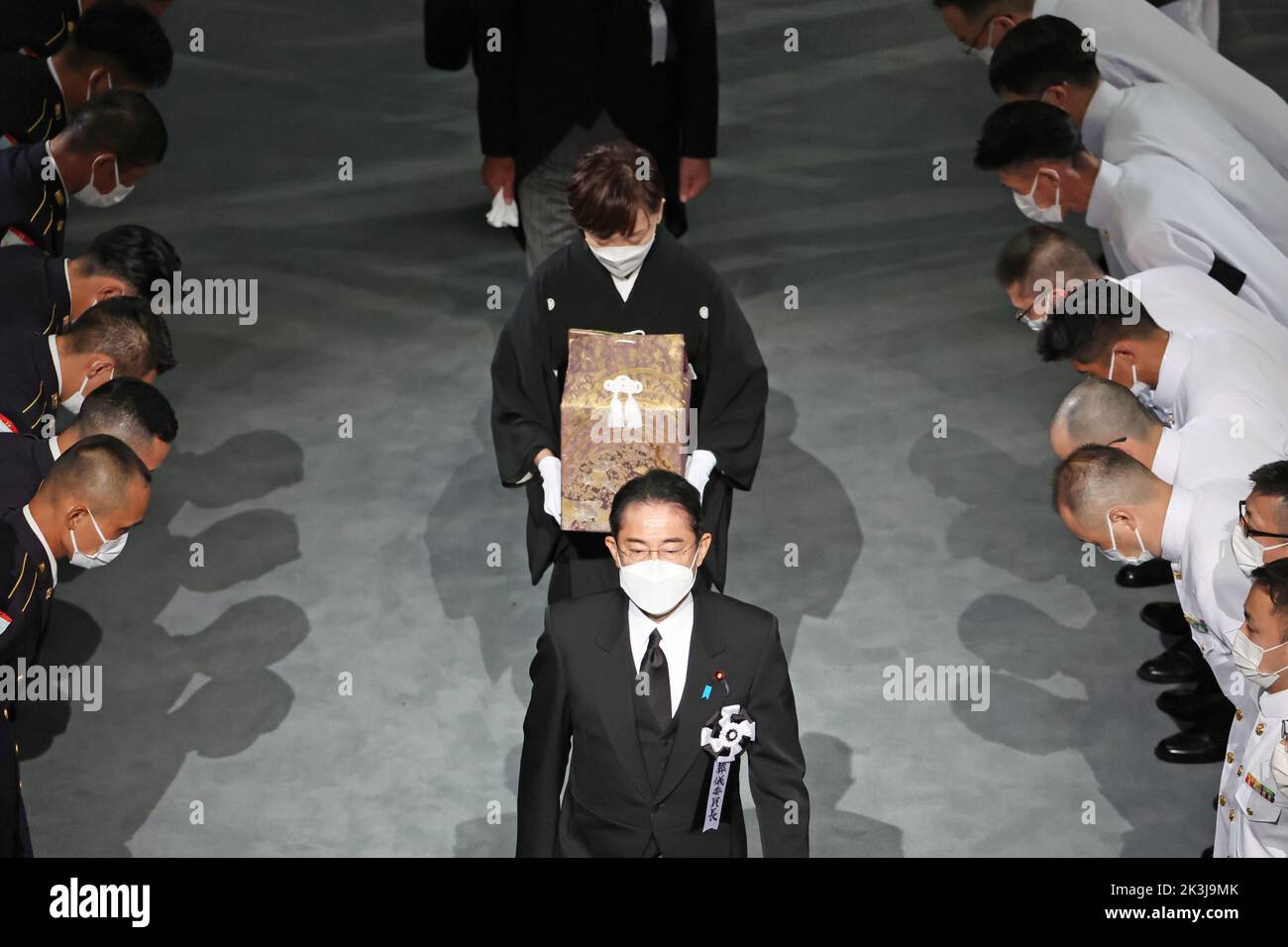 Japan funeral ashes hires stock photography and images Alamy