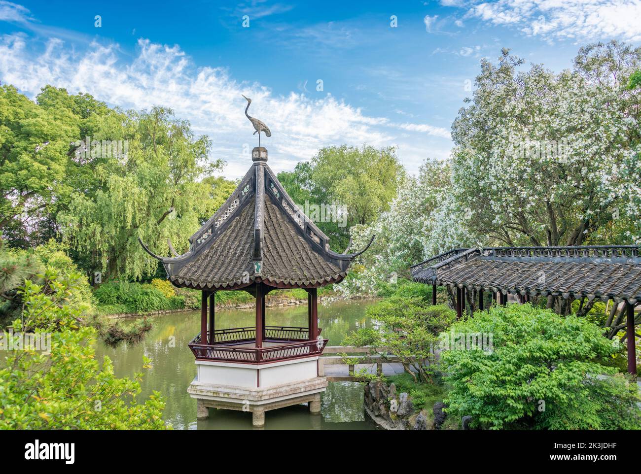 A corner of a building in Zuibaichi Park, Shanghai, China Stock Photo ...