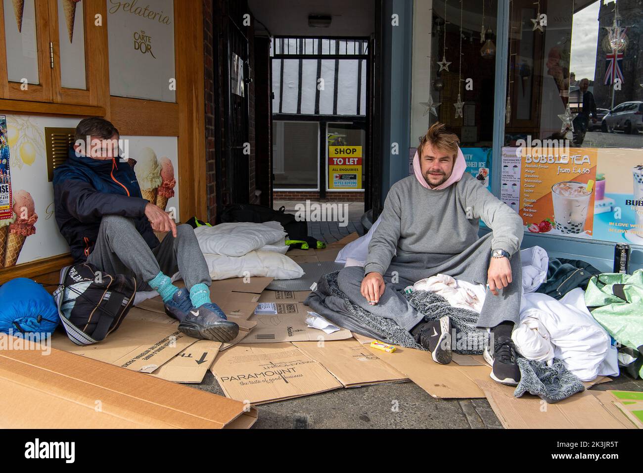 Windsor, Berkshire, UK. 27th September, 2022. Two homeless men in an alleyway with their sleeping bags in Windsor. Credit: Maureen McLean/Alamy Live News Stock Photo