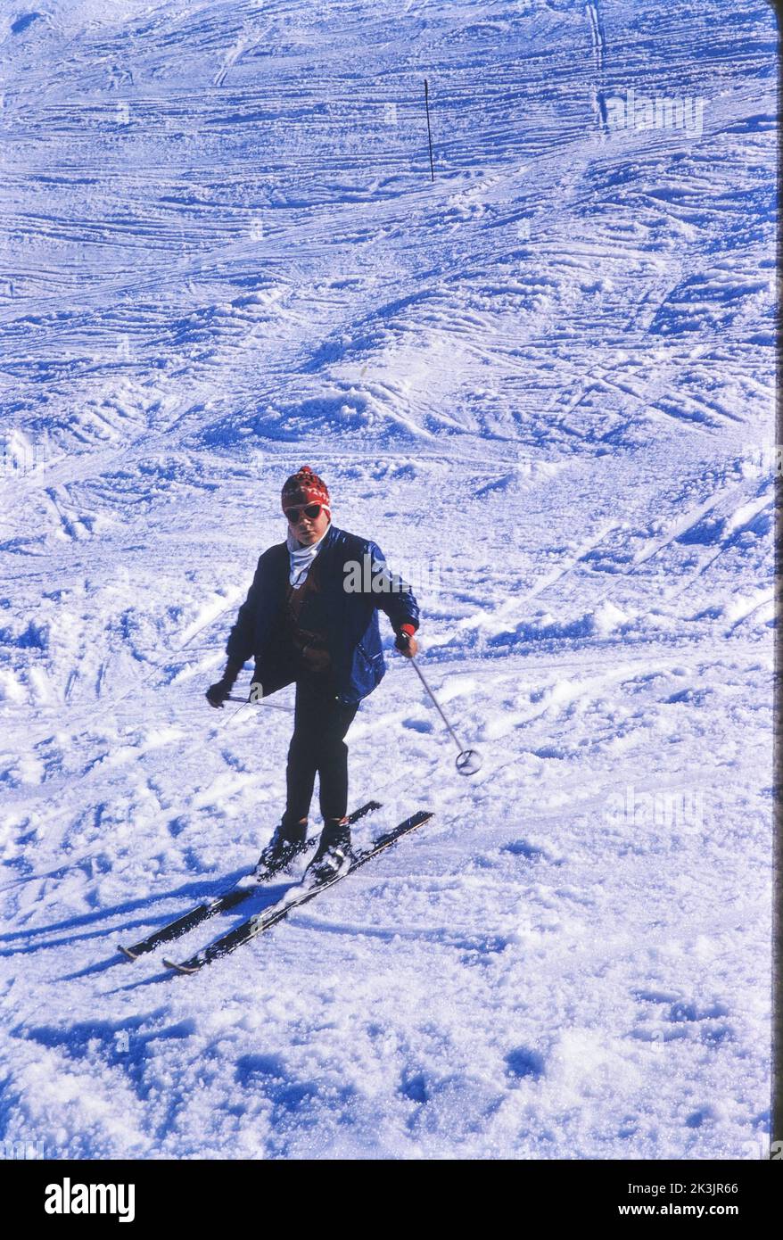 SK2270 - Insigne ECOLE DE SKI FRANCAIS DE TOUSSUIRE