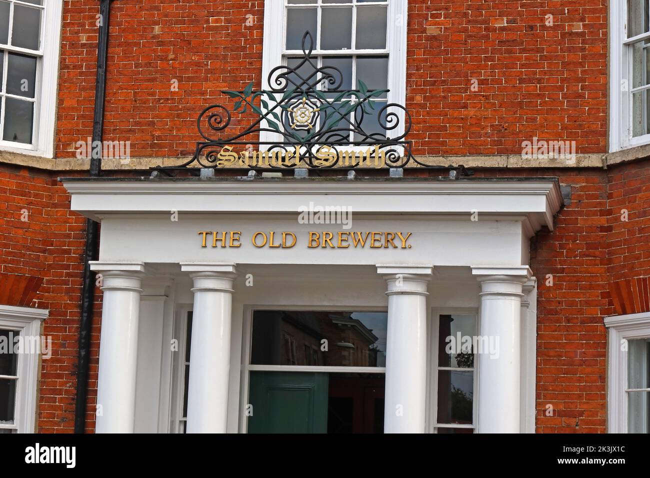 Samuel Smiths, old brewery & Deli, 3 High Street, Tadcaster, North Yorkshire, England, UK, LS24 9AP Stock Photo