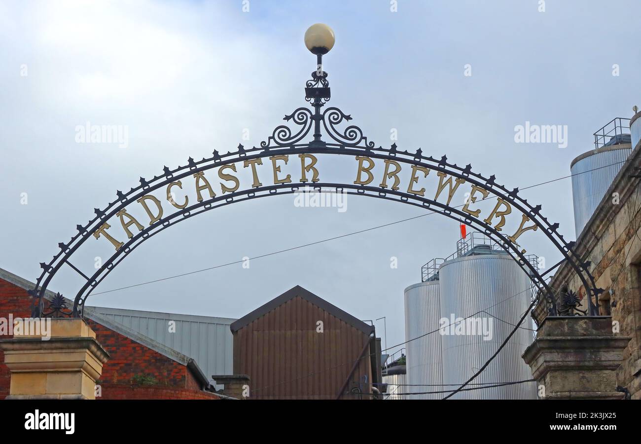 John Smiths, Tadcaster brewery, High Street, Tadcaster, North Yorkshire, England, UK, LS24 9SA Stock Photo