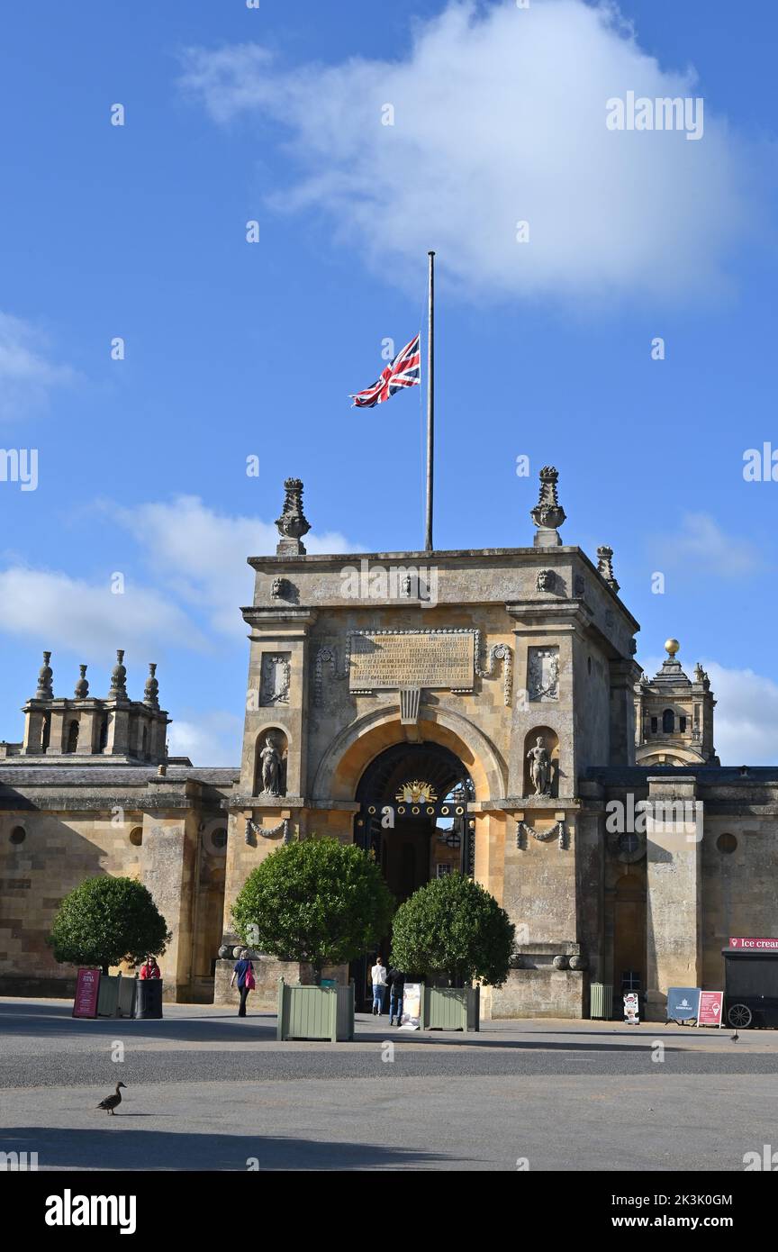 The Union Jack at Blenheim Palace, Woodstock, Oxfordshire flies at half mast following the death of HM Queen Elizabeth II on 8 September 2022 Stock Photo