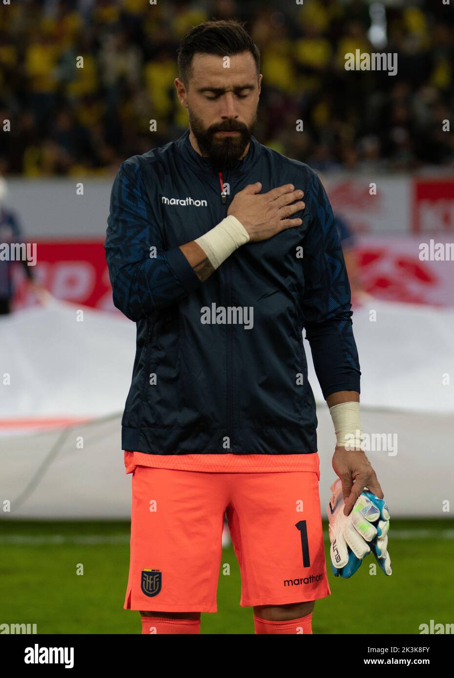Dusseldorf, North Rhine-Westphalia, Germany. 27th Sep, 2022. Ecuador goalkeeper HERNAN GALINDEZ (1) puts his hand over his heart for the neational anthem before the Ecuador vs. Japan match in the Kirin Challenge Cup 2022 in the Merkur Spiel Arena in Dusseldorf, Germany. (Credit Image: © Kai Dambach/ZUMA Press Wire) Stock Photo