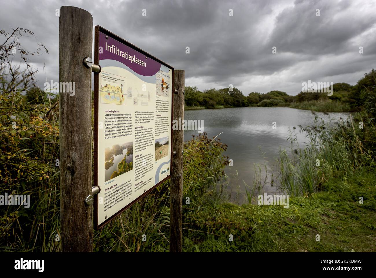 20220927 130445 SCHEVENINGEN Infiltration pools at a production