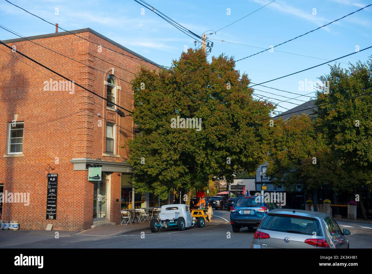 Historic Commercial building at 7 Wallingford Square in town of Kittery