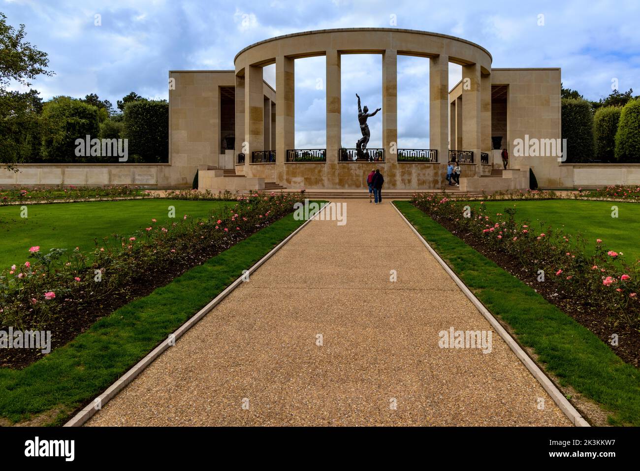 The semi-circular memorial at the American War Cemetery, Omaha Beach, Colville-sur-Mer, Calvados, Normandy, France. Stock Photo