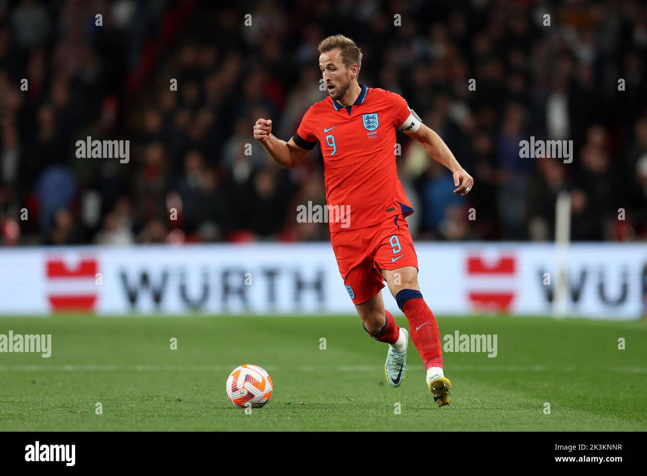 London, UK. 26th Sep, 2022. Harry Kane of England in action. England v Germany, UEFA Nations league International group C match at Wembley Stadium in London on Monday 26th September 2022. Editorial use only. pic by Andrew Orchard/Andrew Orchard sports photography/Alamy Live News Credit: Andrew Orchard sports photography/Alamy Live News Stock Photo