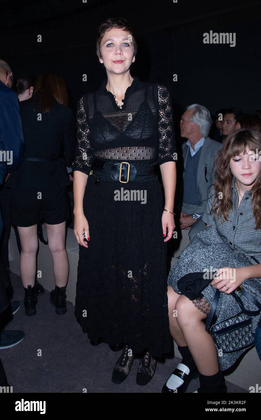 Paris, France on September 27, 2022. Maggie Gyllenhaal attending the Christian Dior Womenswear Spring/Summer 2023 show as part of Paris Fashion Week in Paris, France on September 27, 2022. Photo by Aurore Marechal/ABACAPRESS.COM Stock Photo