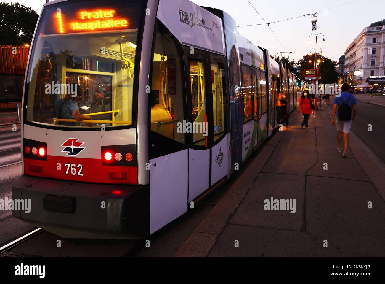 Wien, Straßenbahn, Verkehr, Die Wiener Linien betreiben das größte Verkehrsnetz Österreichs. Stock Photo