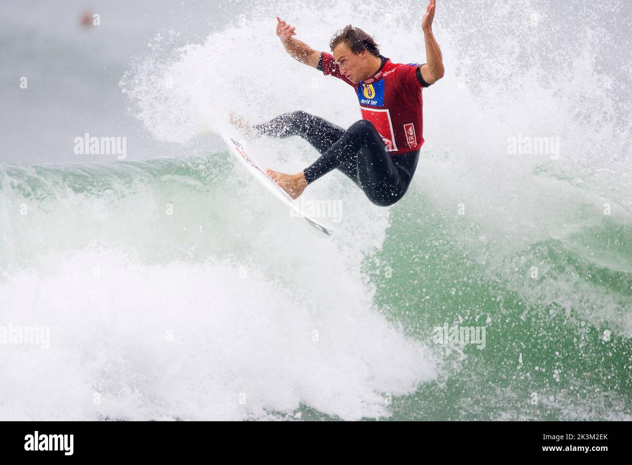 Sep 05, 2004; Hebara Beach, Chiba, Japan; CHRIS DAVIDSON (Narrabeen, NSW, AUS) secured his best result to date when he finished equal third at the Quiksilver Pro Japan. Davidson advanced to the semi-finals where he was beaten by an in-form Joel Parkinson. Davidson pocked US0 000 in prize money and jumped from 40th to 24th on the ASP WCT ratings. Having missed three WCT's earlier this year due to a seriously cut foot, his high finish provided a huge confidence boost.The Quiksilver Pro Japan features the top 45 male surfers in the world and three wild cards and is the sixth event on the Fosters Stock Photo