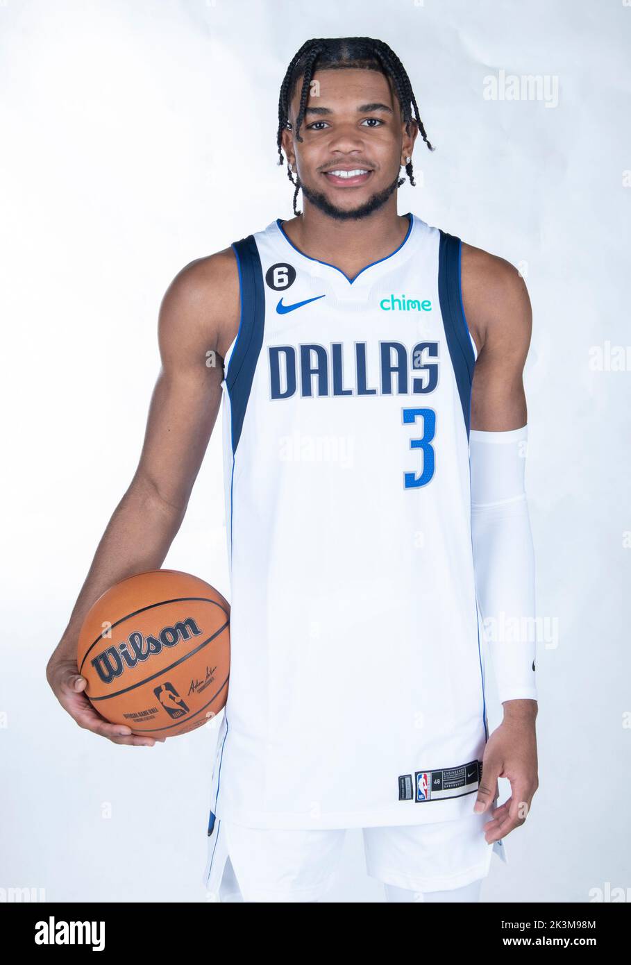 Dallas Mavericks guard Jaden Hardy (3) handles the ball during an NBA  basketball game against the Chicago Bulls, Friday, April 7, 2023, in  Dallas. (AP Photo/Tony Gutierrez Stock Photo - Alamy