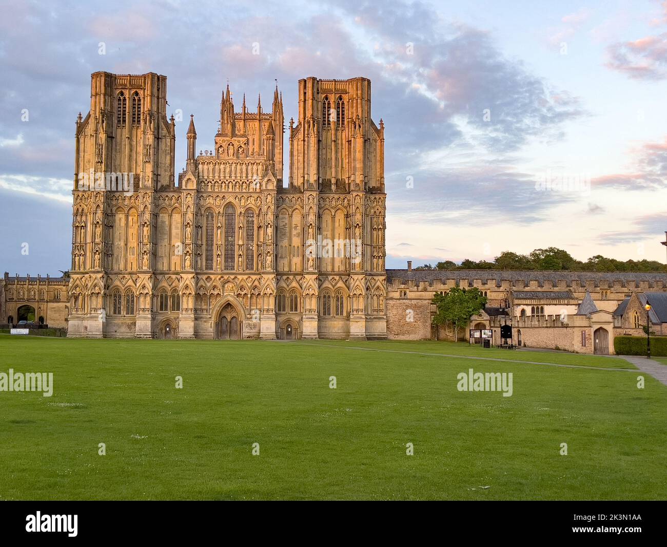 Wells Cathedral (Cathedral Church of Saint Andrew), in the County of Somerset, England Stock Photo
