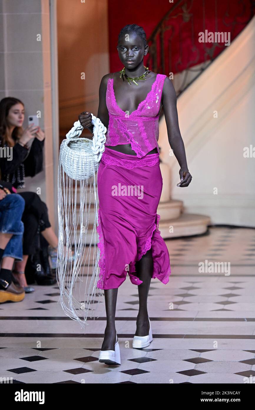 Paris, France, September 27, 2022, A model walks the runway at the Vaillant show during Paris Fashion Week in Paris, France on September 27, 2022. Photo by Julien Reynaud/APS-Medias/ABACAPRESS.COM Stock Photo