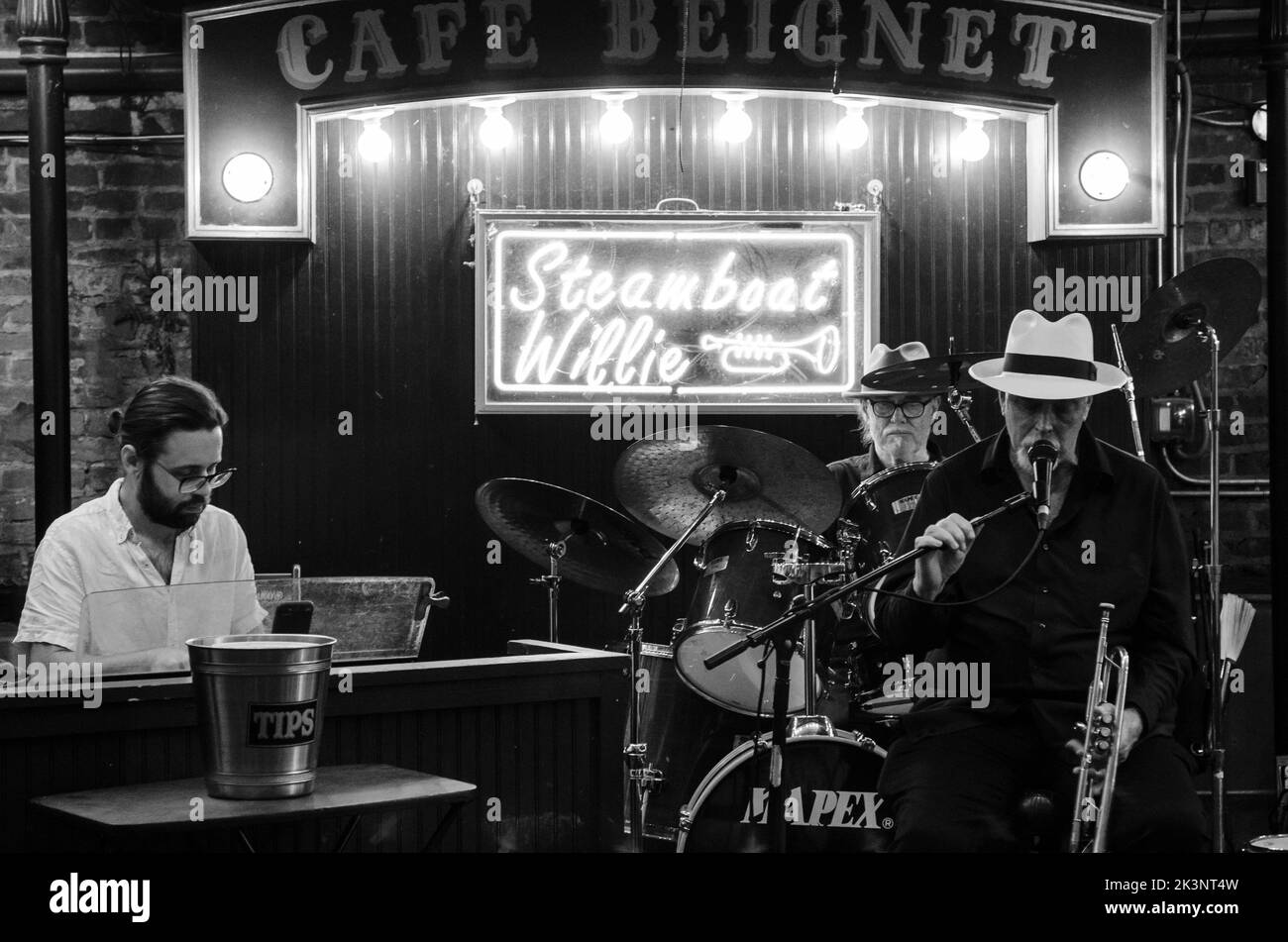 Live Jazz Band playing at Cafe Beignet in New Orleans, Louisiana, USA Stock Photo