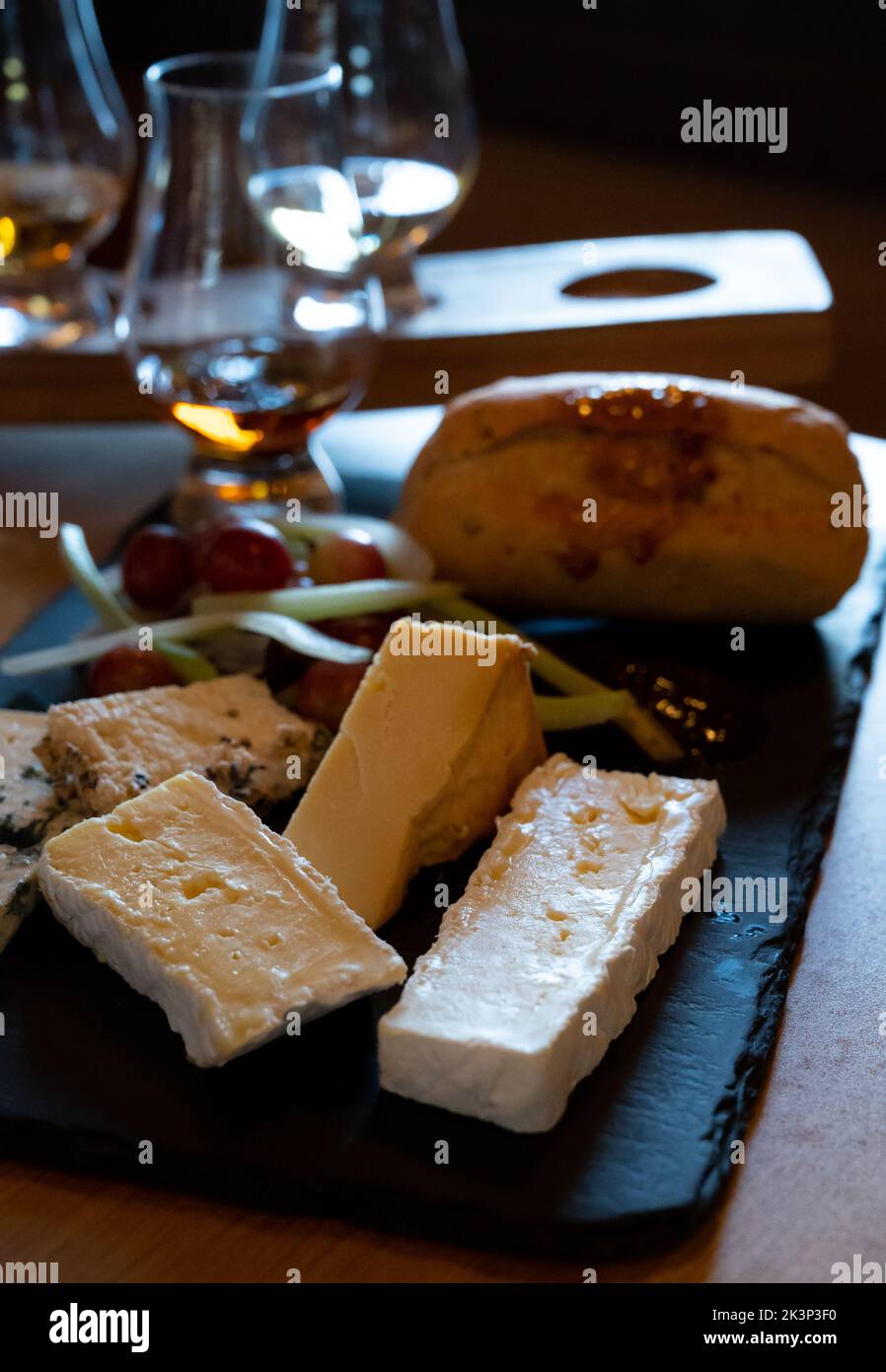 Pairing of scotch whiskies and farmers scottish cheeses cheddar