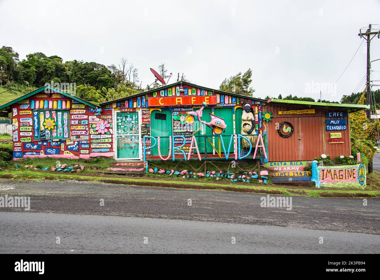 Cafe Pura Vida by the roadside, Poas, San Ignacio, Costa Rica Stock Photo