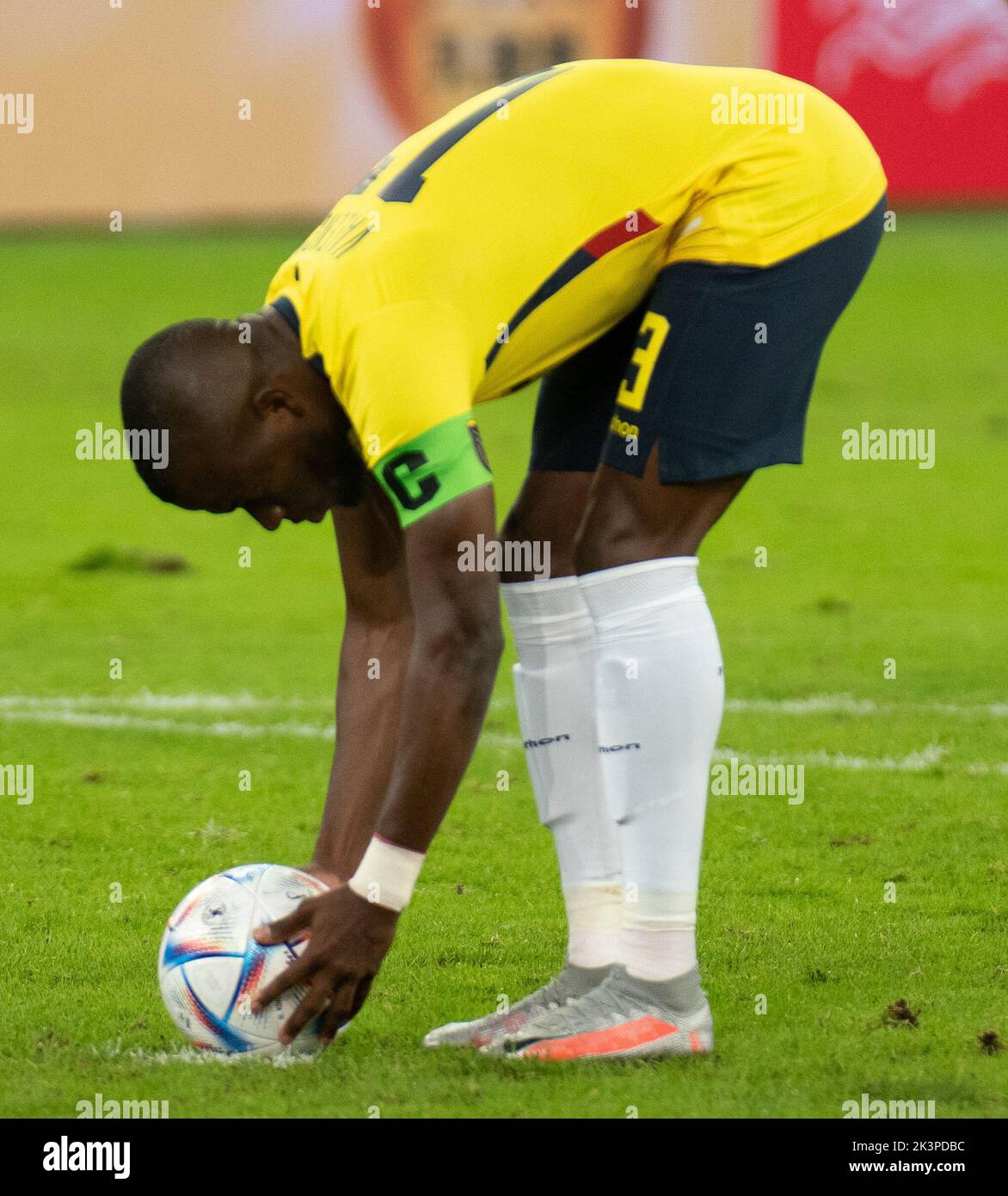 Dusseldorf, North Rhine-Westphalia, Germany. 27th Sep, 2022. Ecuador captain ENNER VALENCIA (13) places the ball for the penalty in the Ecuador vs. Japan match in the Kirin Challenge Cup 2022 in the Merkur Spiel Arena in Dusseldorf, Germany. (Credit Image: © Kai Dambach/ZUMA Press Wire) Stock Photo