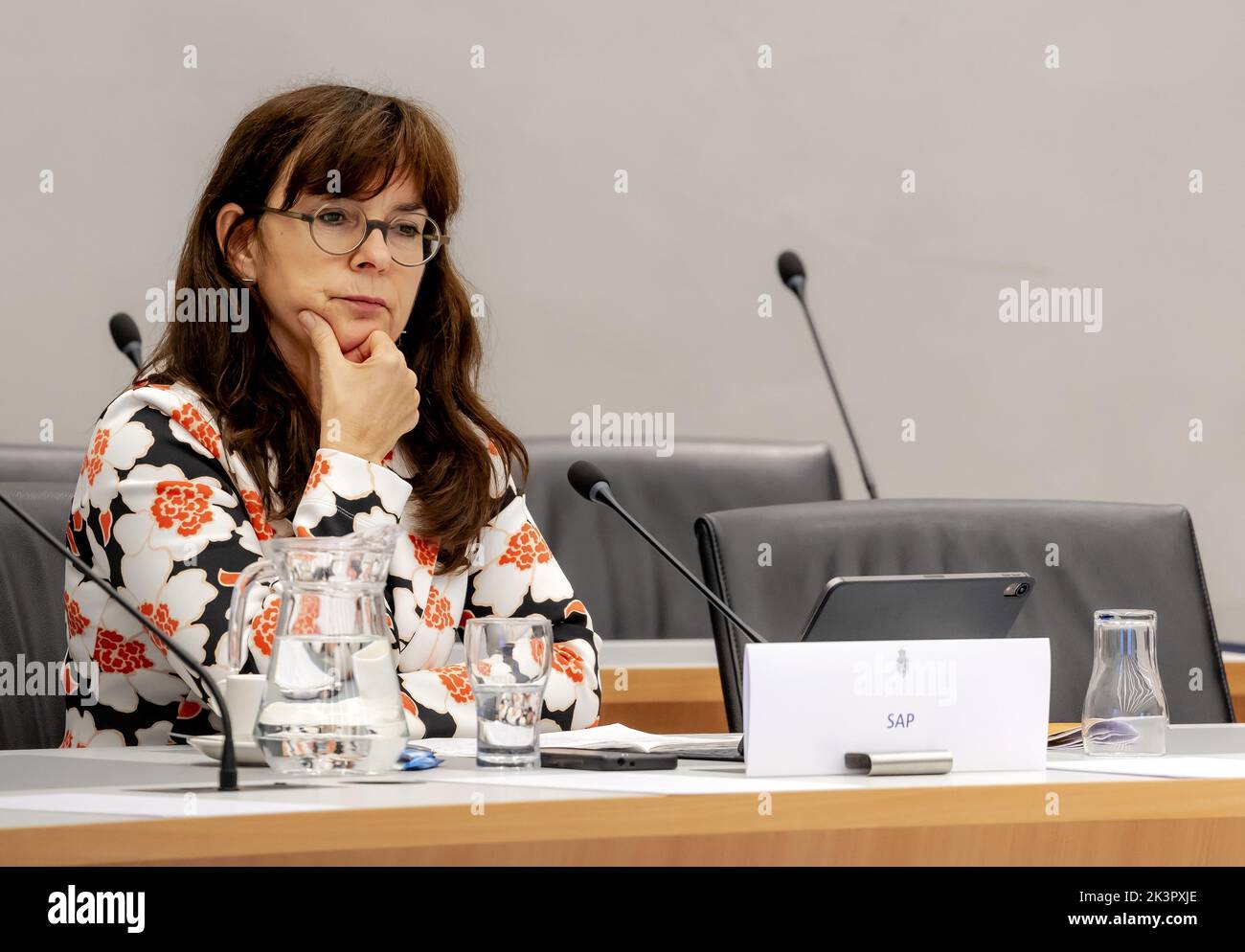 2022-09-28 10:32:40 THE HAGUE - Jolande Sap of the Social Impact Team during a briefing about the developments surrounding the corona virus, prior to the parliamentary debate. ANP ROBIN VAN LONKHUIJSEN netherlands out - belgium out Stock Photo