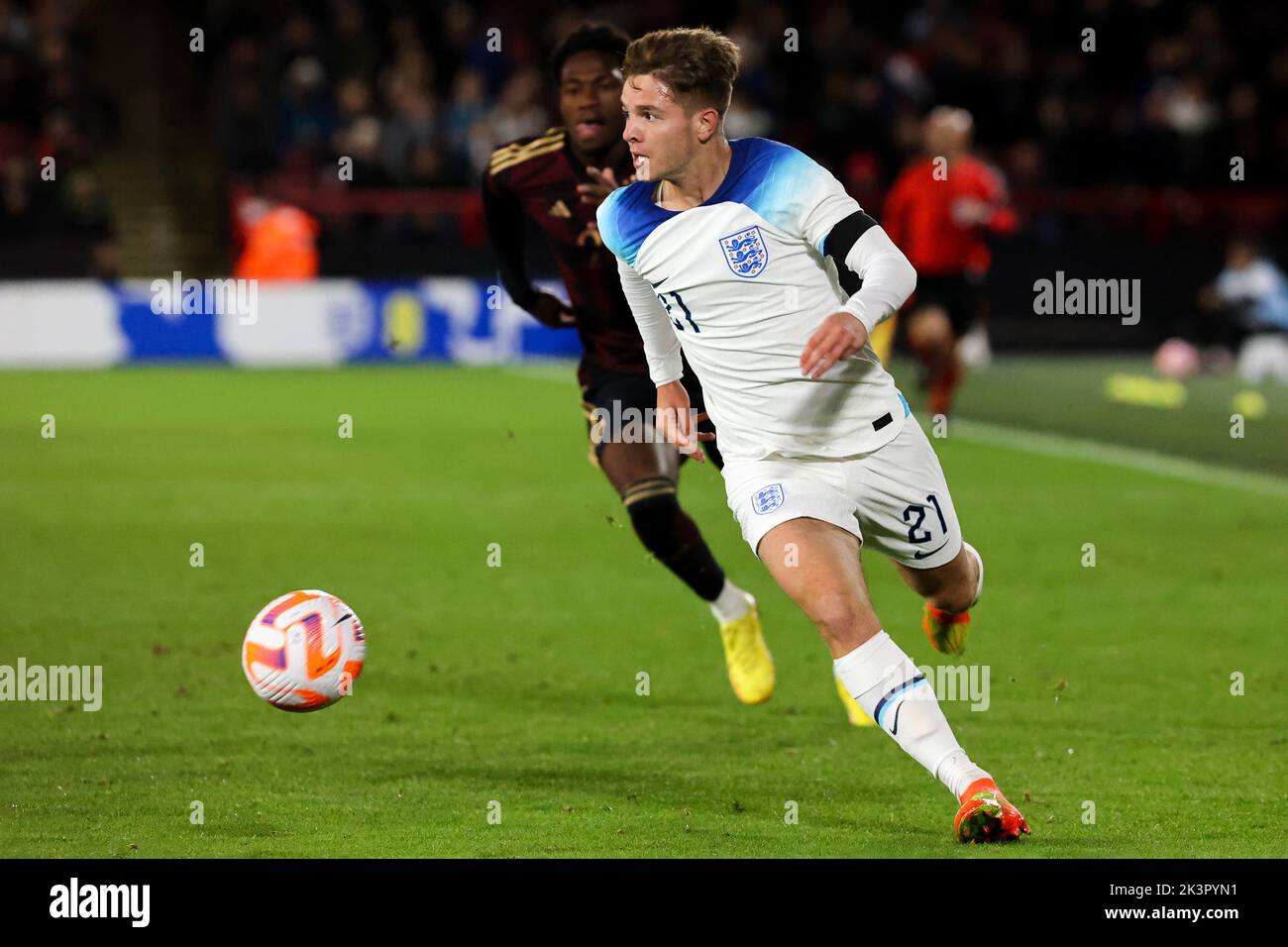 Sheffield, UK. 27th Sep, 2022. James McAtee of England U-21 during the International Friendly match between England U-21 and Germany U-21 at Bramall Lane, Sheffield, England on 27 September 2022. Photo by Ben Wright. Editorial use only, license required for commercial use. No use in betting, games or a single club/league/player publications. Credit: UK Sports Pics Ltd/Alamy Live News Stock Photo