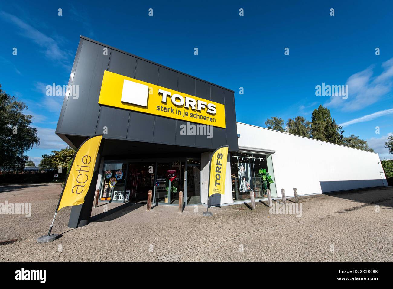 Illustration picture shows an exterior picture of a branch of the Schoenen  Torfs footwear company, Wednesday 28 September 2022 in Aartselaar. BELGA  PHOTO JONAS ROOSENS Stock Photo - Alamy